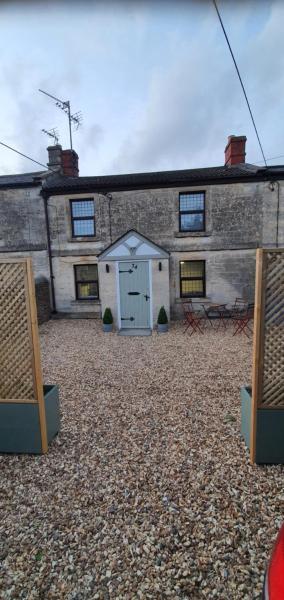 Quirky Cottage - Dogs Welcome